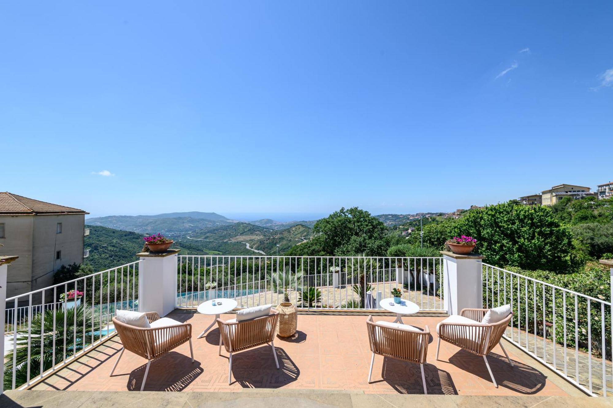 Отель Palazzo Gargano Prignano Cilento Экстерьер фото