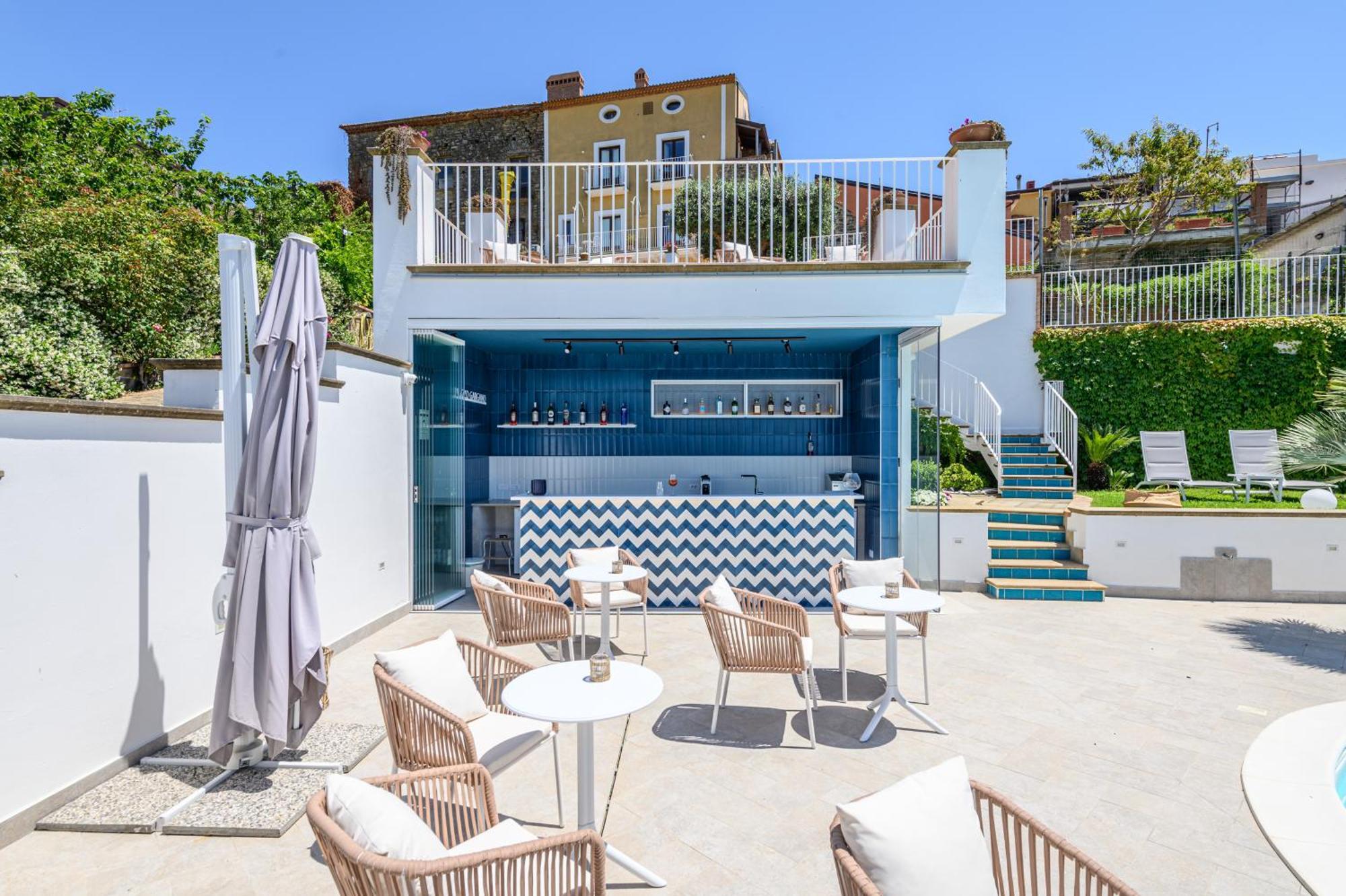 Отель Palazzo Gargano Prignano Cilento Экстерьер фото