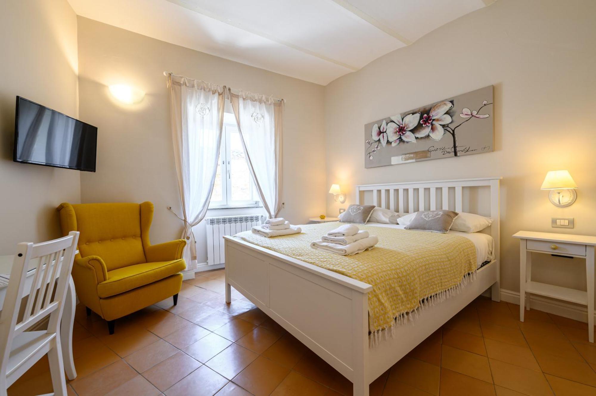 Отель Palazzo Gargano Prignano Cilento Экстерьер фото