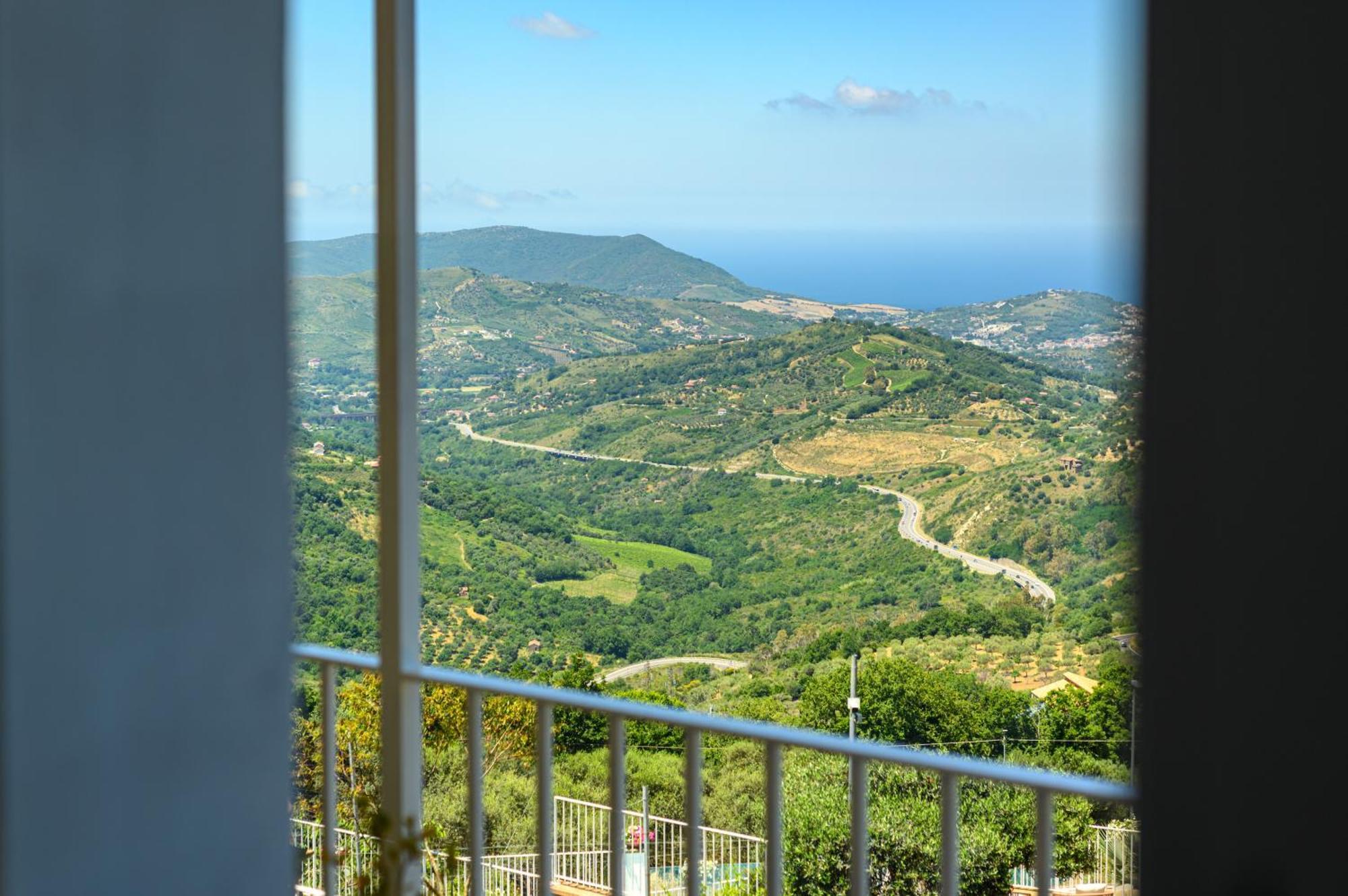 Отель Palazzo Gargano Prignano Cilento Экстерьер фото