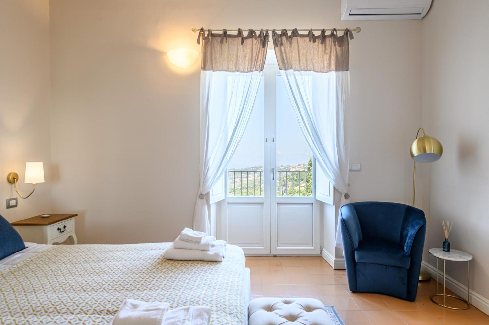 Отель Palazzo Gargano Prignano Cilento Экстерьер фото